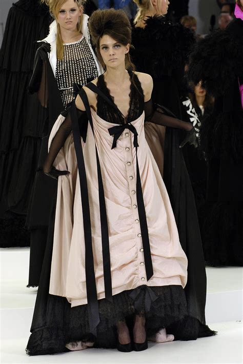 chanel couture 2005|Chanel couture fall 2005.